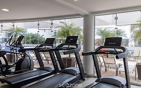 MHE - Apartamentos próximos à praia Floripa/SC